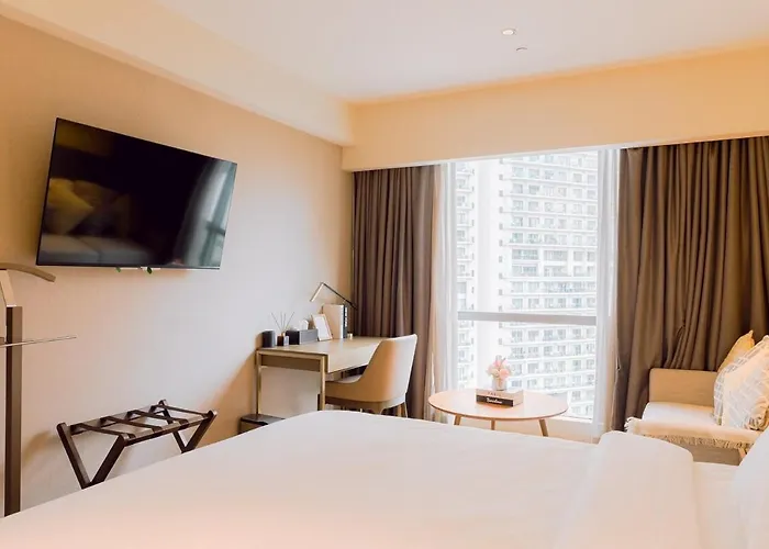 Primo Espacio At Residences Acqua * Manila